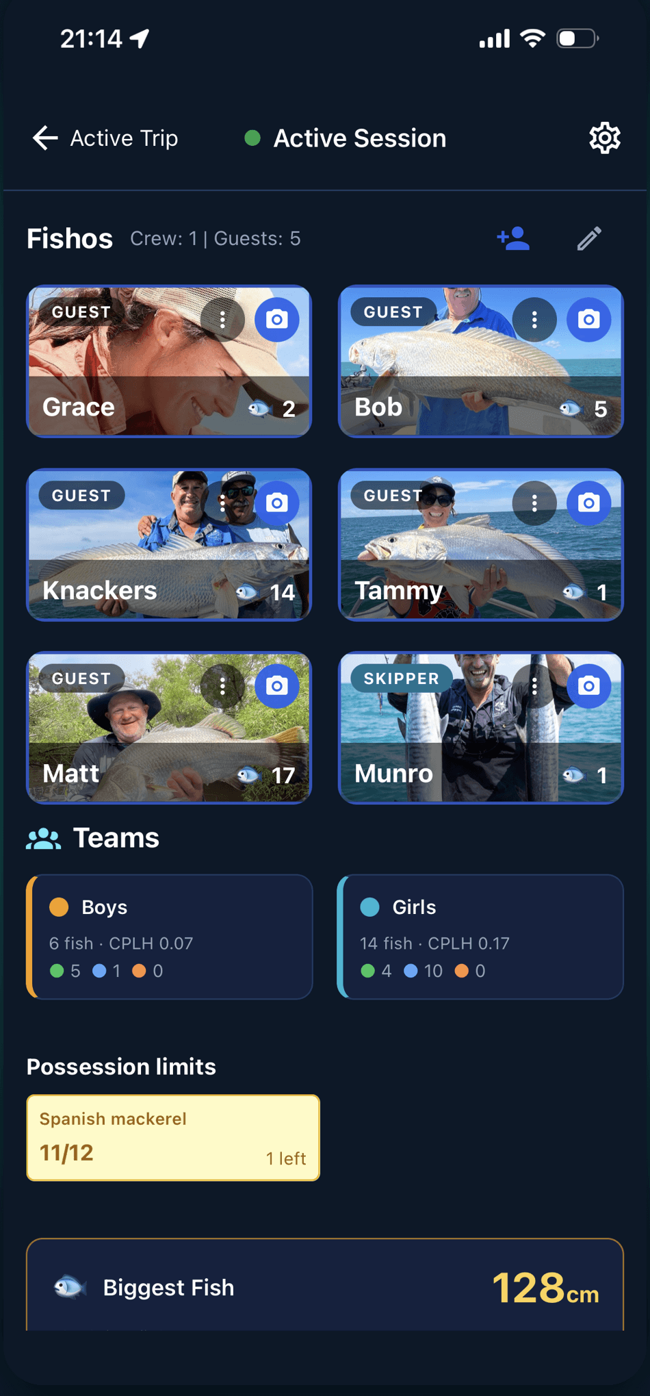 The Catch active session screen with the crew's catches, teams and biggest fish